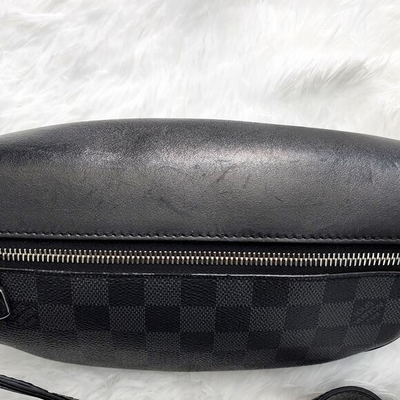 Louis Vuitton Damier Graphite Campus Bumbag Black - Picture 6 of 10